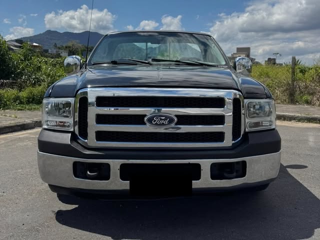 FORD F-250 XLT-L - Imagem 3