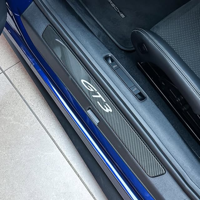 PORSCHE 911 GT3 - Imagem 10