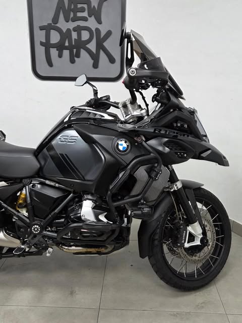 BMW R 1250 GS ADV TRIPLE BLACK - Imagem 3