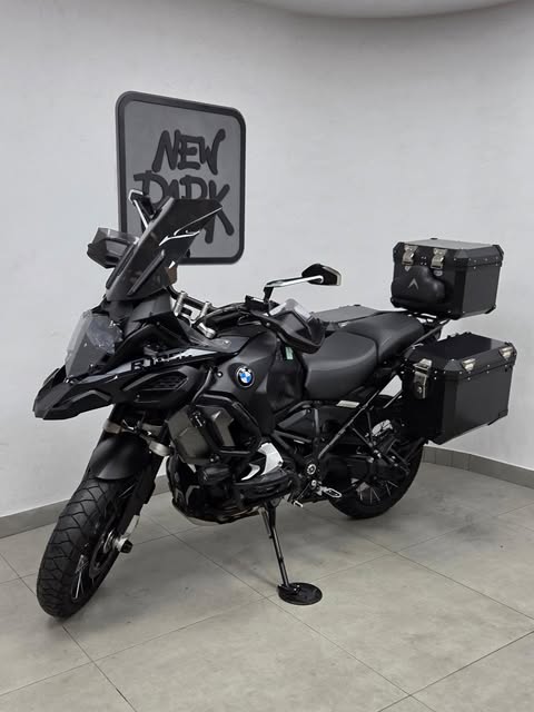 BMW R 1250 GS ADV TRIPLE BLACK - Imagem 10