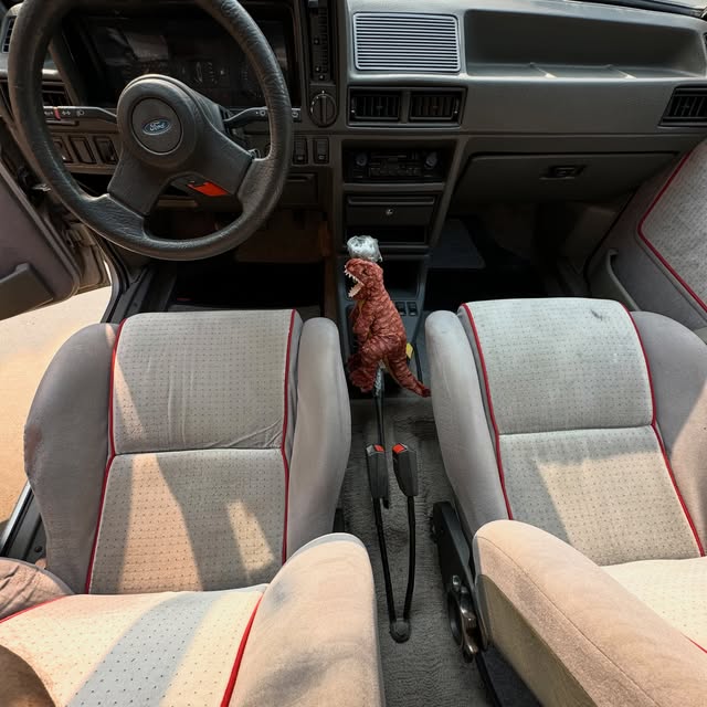 FORD ESCORT XR3 - Imagem 11