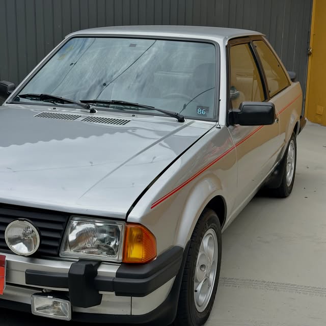 FORD ESCORT XR3 - Imagem 3