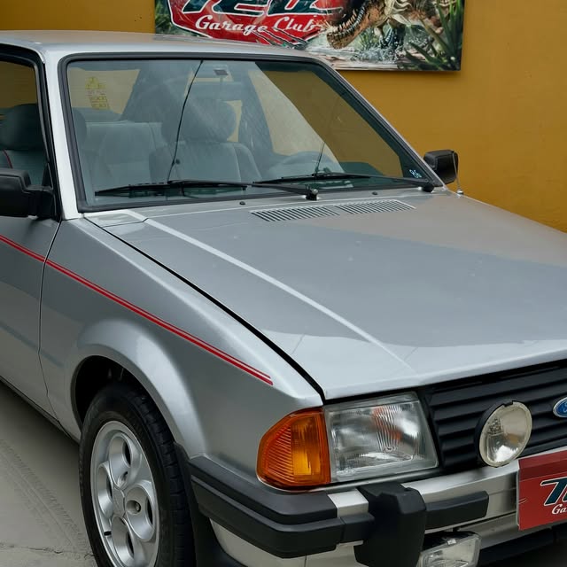 FORD ESCORT XR3 - Imagem 4