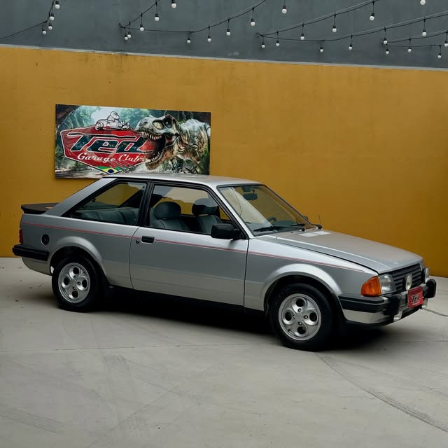 FORD ESCORT XR3 - Imagem 6