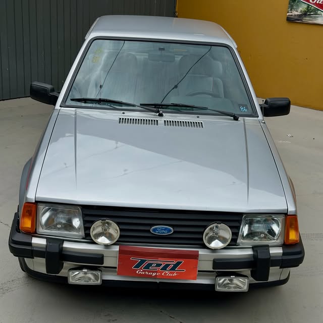 FORD ESCORT XR3 - Imagem 8