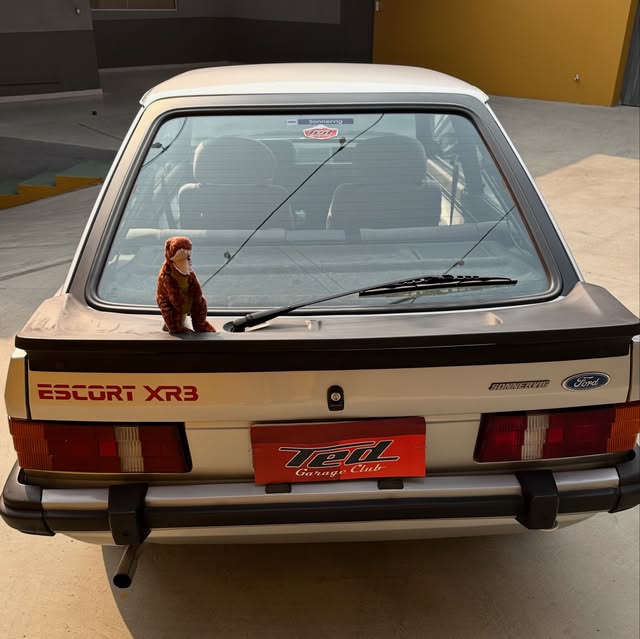 FORD ESCORT XR3 - Imagem 10