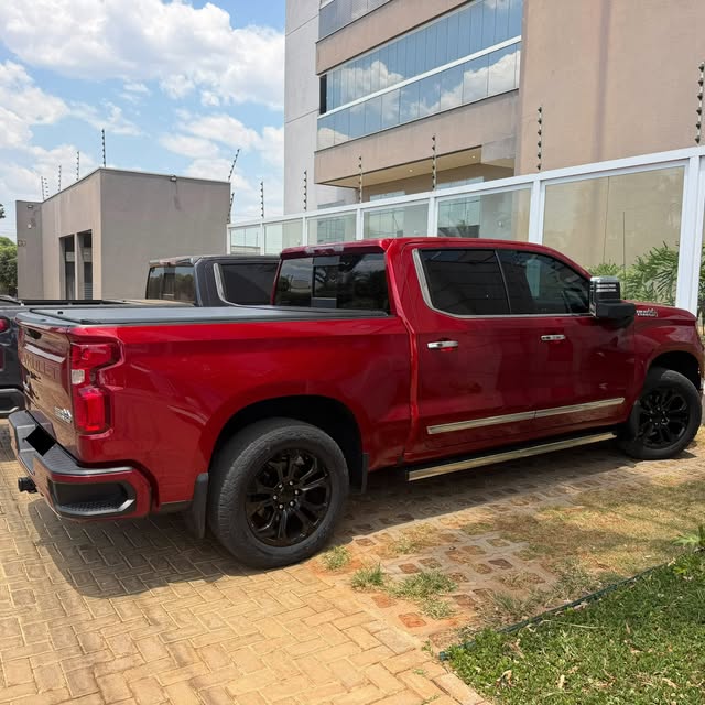 CHEVROLET SILVERADO HIGH COUNTRY - Imagem 6
