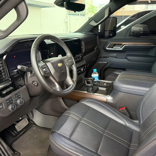 CHEVROLET SILVERADO HIGH COUNTRY - Imagem 7
