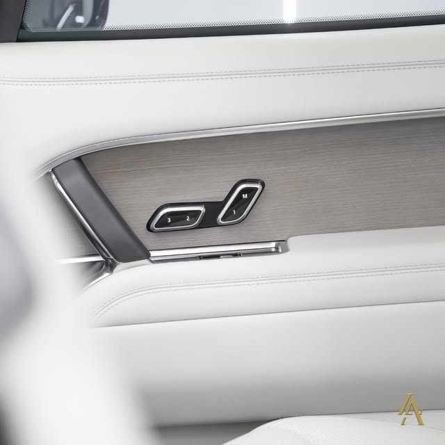 LAND ROVER RANGE ROVER D350 FIRST EDITION - Imagem 11