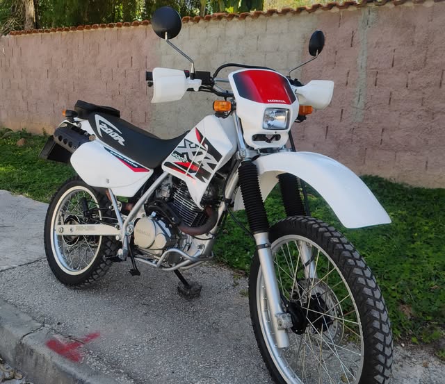 HONDA XR 200 R - Imagem 2
