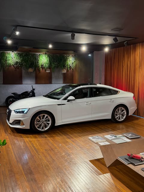 AUDI A5 PRESTIGE PLUS - Imagem 2
