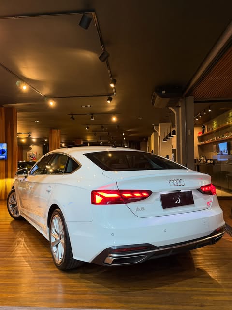 AUDI A5 PRESTIGE PLUS - Imagem 6