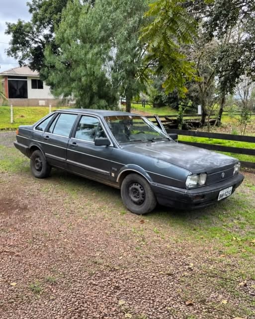 VOLKSWAGEN SANTANA GLS - Imagem 2