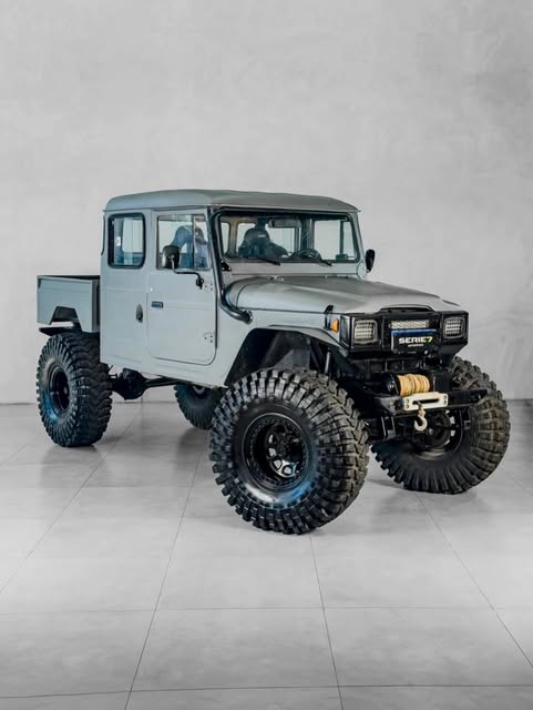 TOYOTA BANDEIRANTE - Imagem 1