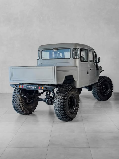 TOYOTA BANDEIRANTE - Imagem 3