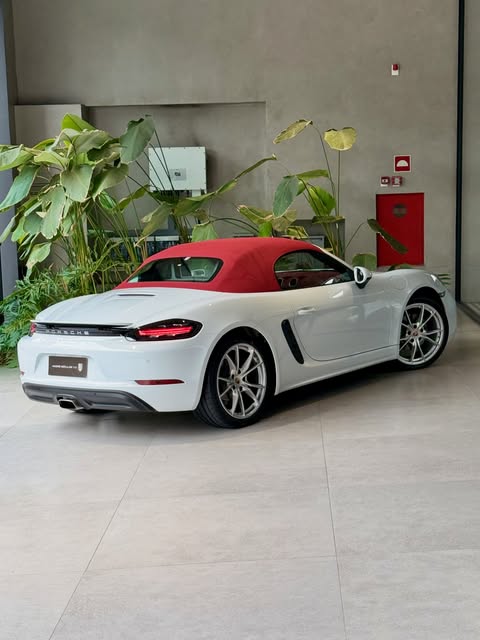 PORSCHE 718 BOXSTER - Imagem 2