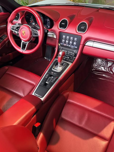 PORSCHE 718 BOXSTER - Imagem 3