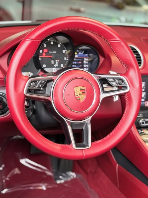 PORSCHE 718 BOXSTER - Imagem 4