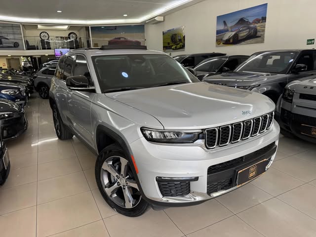 JEEP GRAND CHEROKEE 4XE - Imagem 1
