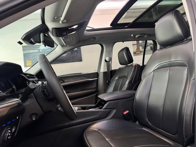 JEEP GRAND CHEROKEE 4XE - Imagem 6