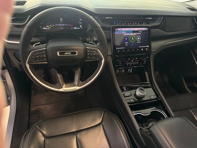 JEEP GRAND CHEROKEE 4XE - Imagem 7