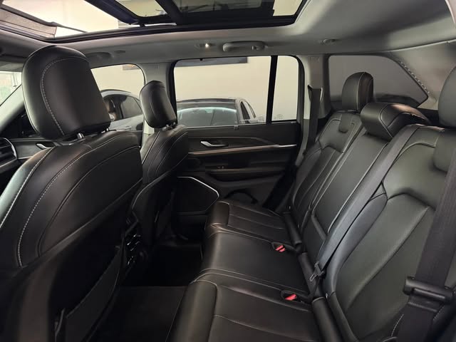 JEEP GRAND CHEROKEE 4XE - Imagem 9