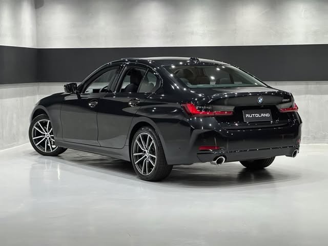 BMW 330I SPORT GP - Imagem 2