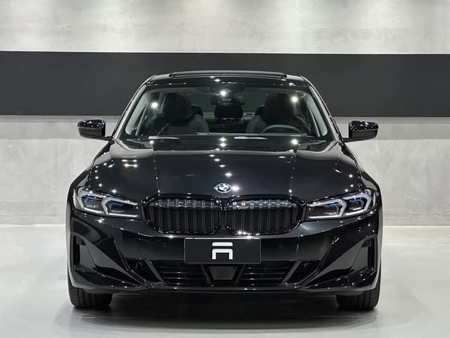 BMW 330I SPORT GP - Imagem 9