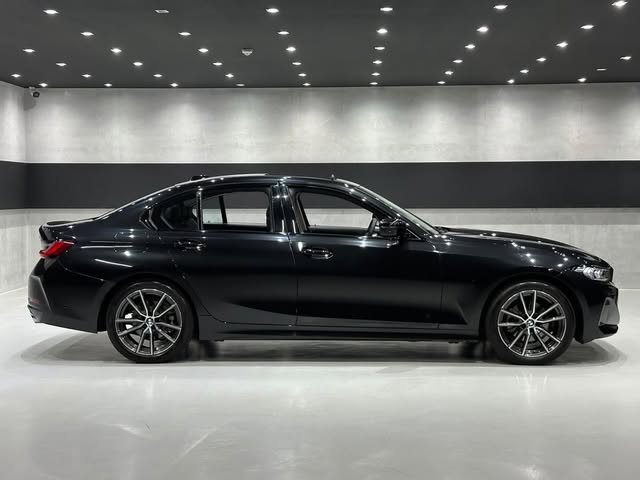 BMW 330I SPORT GP - Imagem 10