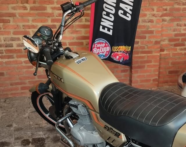 HONDA CB 400 II - Imagem 5