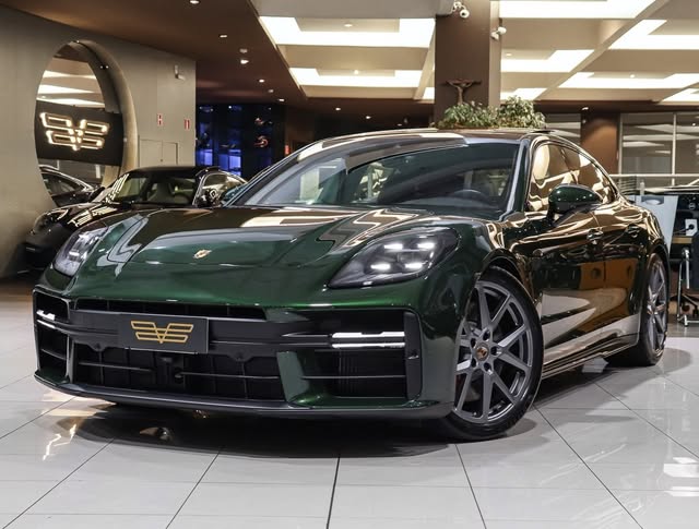 PORSCHE PANAMERA 4S E-HYBRID - Imagem 1