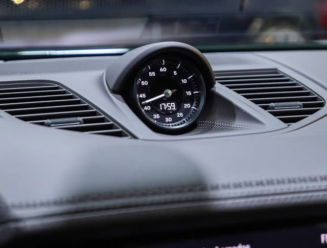 PORSCHE PANAMERA 4S E-HYBRID - Imagem 14