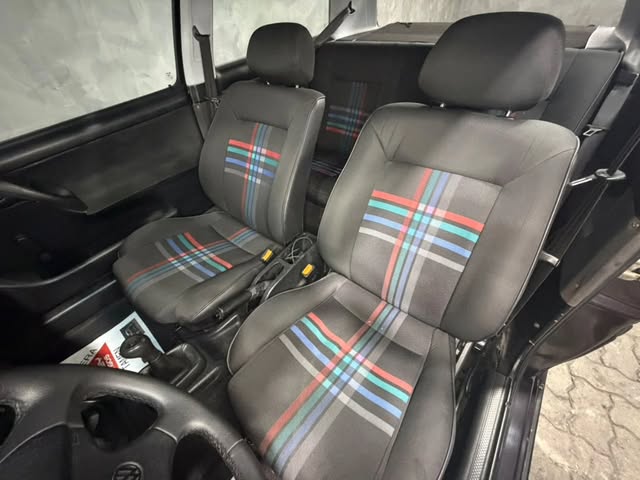 VOLKSWAGEN GOLF GTI - Imagem 11