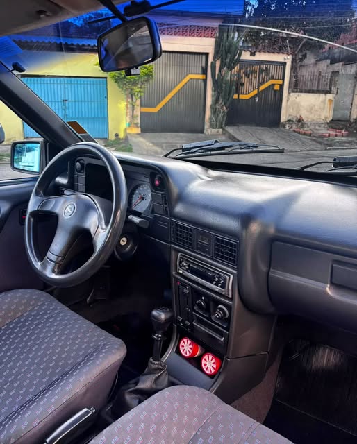 CHEVROLET KADETT GL - Imagem 4