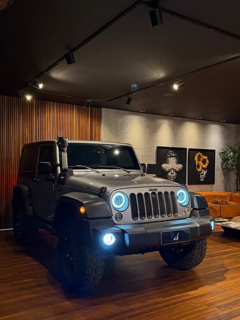 JEEP WRANGLER SPORT - Imagem 1