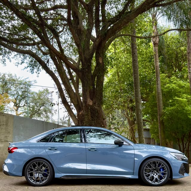 AUDI RS3 2.5 TFSI - Imagem 11
