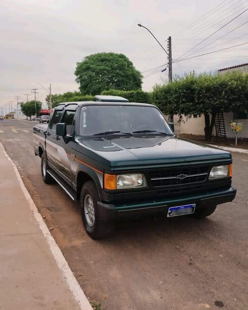 CHEVROLET D20 CUSTOM DELUXE C.D. - Imagem 2