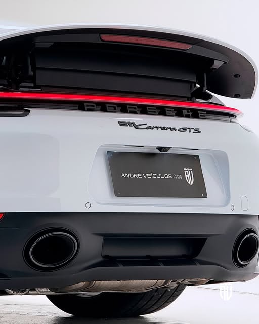 PORSCHE 911 CARRERA GTS CABRIOLET - Imagem 4