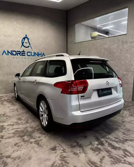 CITROËN C5 TOURER EXCLUSIVE - Imagem 6