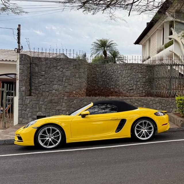 PORSCHE 718 STYLE EDITION - Imagem 11