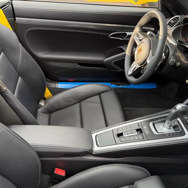 PORSCHE 718 STYLE EDITION - Imagem 15