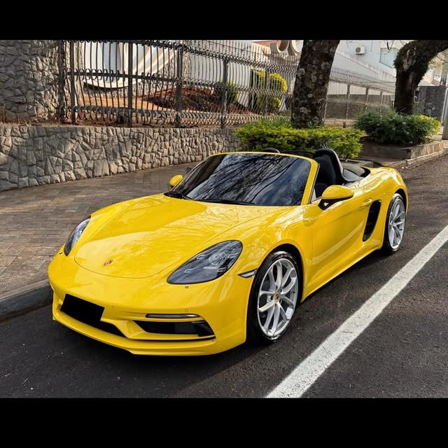 PORSCHE 718 STYLE EDITION - Imagem 3