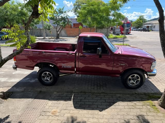 FORD F-1000 XLT - Imagem 6