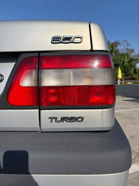 VOLVO 850 2.3 TURBO - Imagem 11