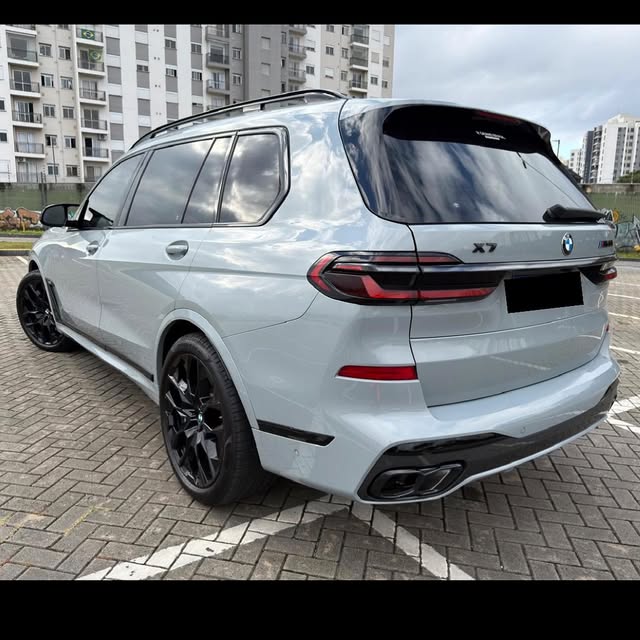 BMW X7 M60I - Imagem 5