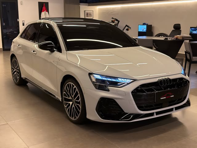 AUDI A3 PERFORMANCE BLACK - Imagem 3