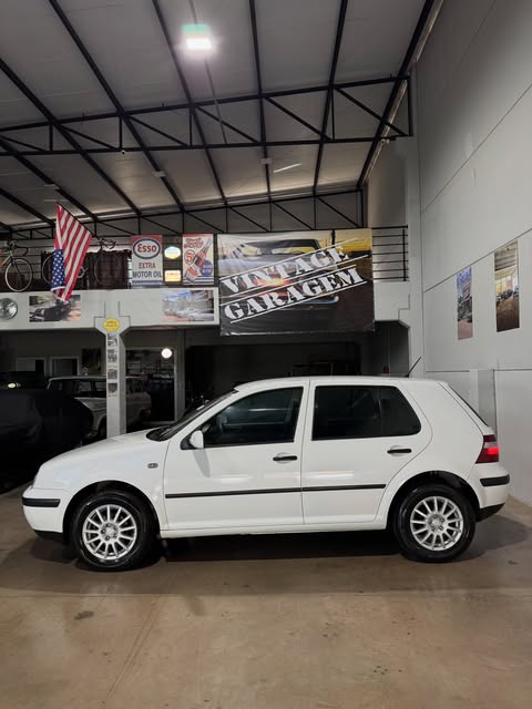 VOLKSWAGEN GOLF - Imagem 2