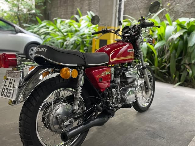 SUZUKI GT 380 - Imagem 6