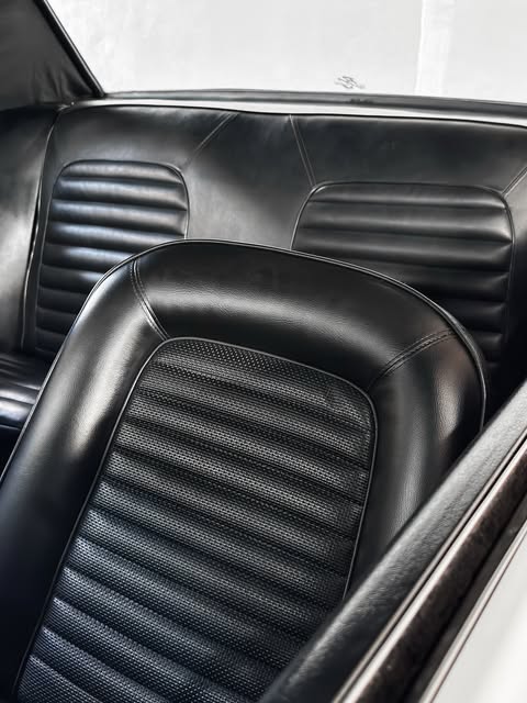 FORD MUSTANG - Imagem 9