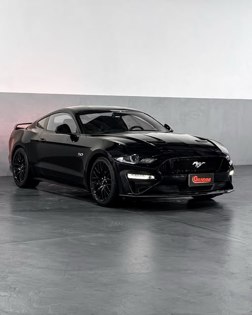 FORD MUSTANG GT - Imagem 1